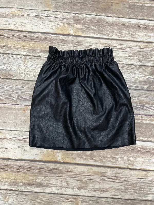Skirt Mini & Short By Divided  Size: 4